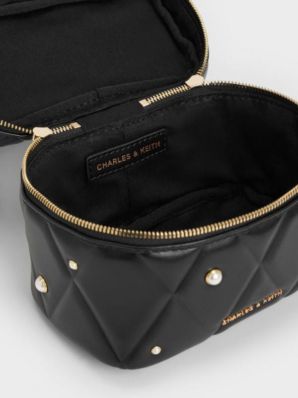 Chk Arwen Vanity Quilted With Box