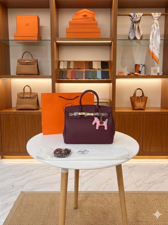 HR Birken calf leather hand bag
