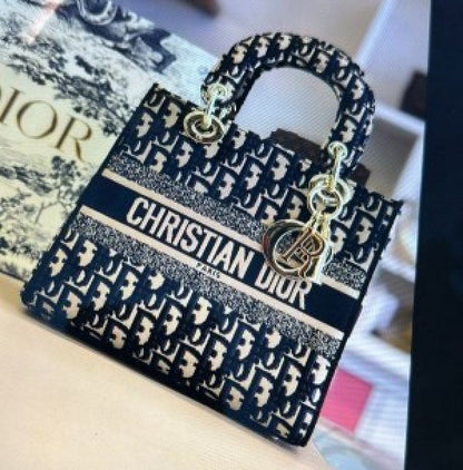 Dio LADY BAG WITH BRAND BOX