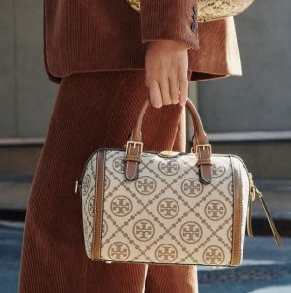 TB T monogram speedy with box