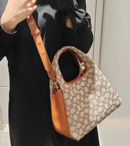 CH lana hobo sling bag premium quality with box