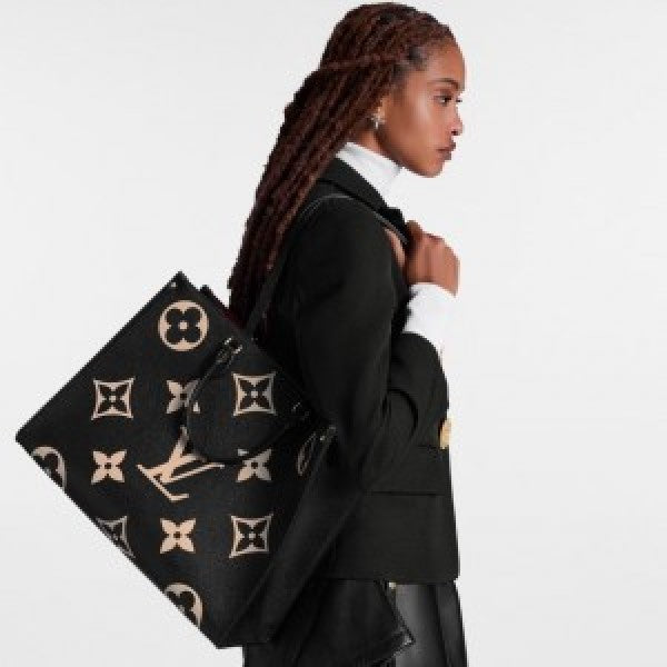 LV onthego bag with og box premium quality