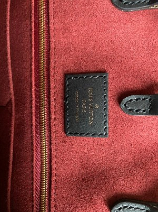 LV onthego bag with og box premium quality