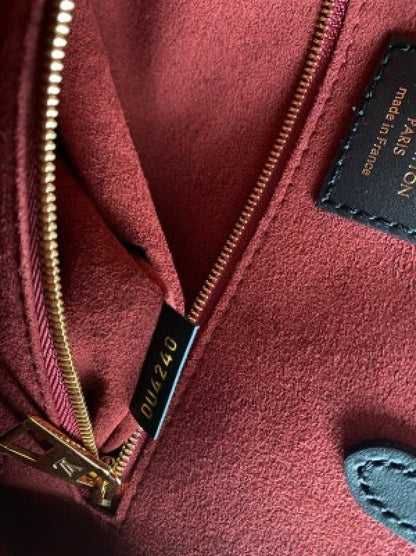 LV onthego bag with og box premium quality
