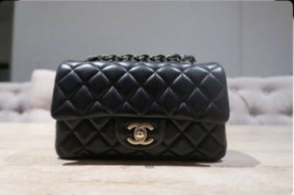 CN Paris jumbo sling bag premium quality with box
