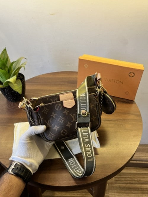 LV pochette belt with og box
