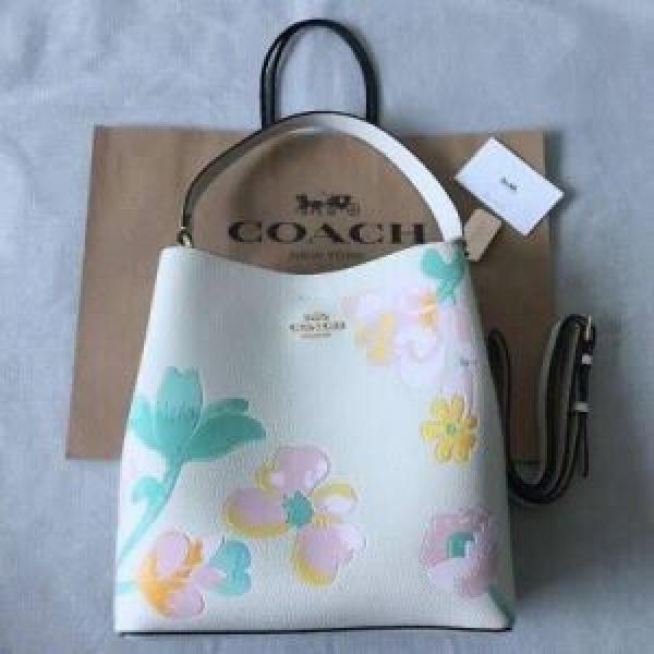 CH floral bucket with box premium quality with box
