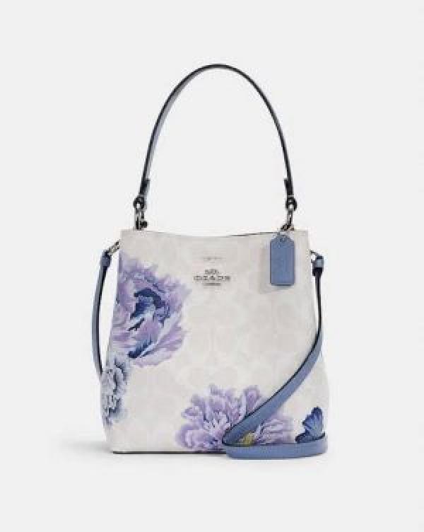 CH floral bucket with box premium quality with box