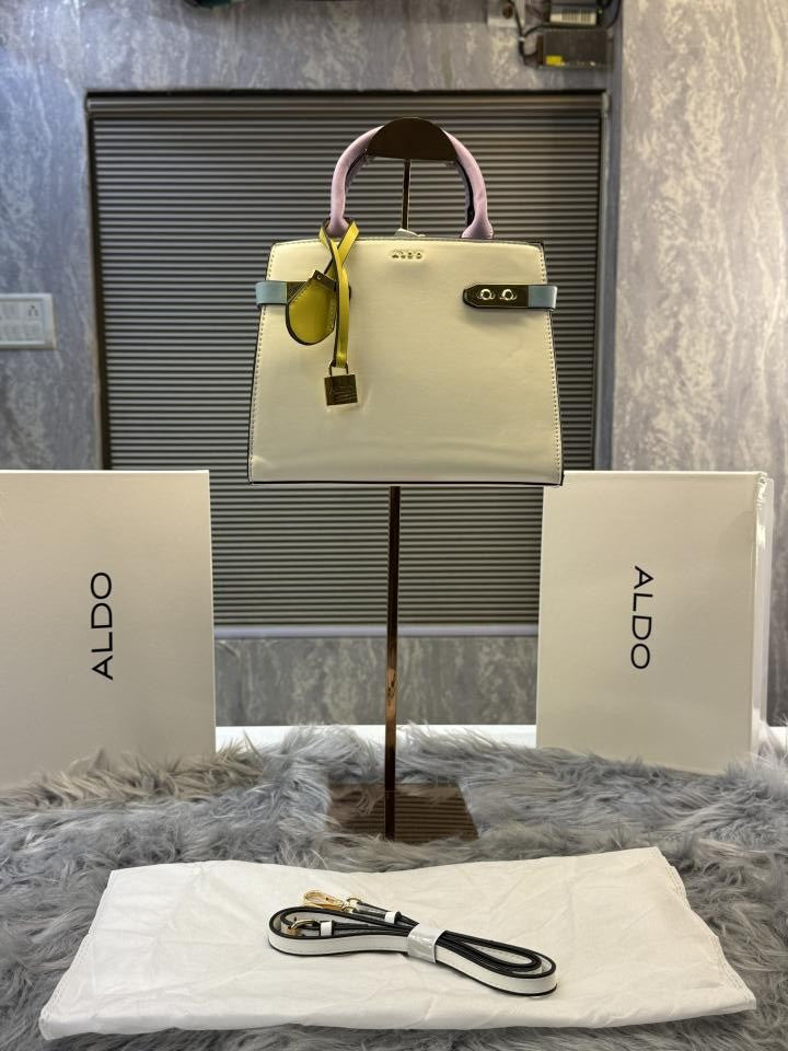 ALD Lisbon Womens White Satchel with box