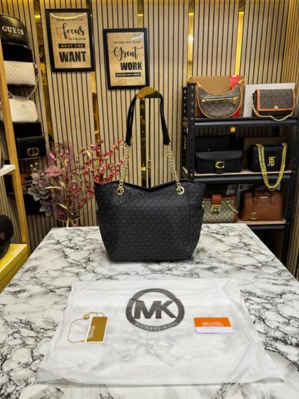 MK Jet Set Travel Chain Shoulder Tote Bag Witch Dust Bag