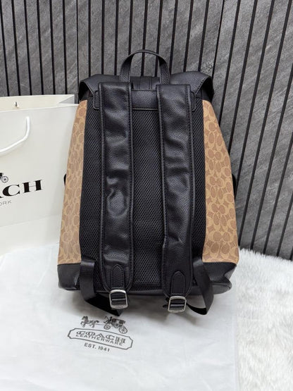 CH Warner Signature Large Backpack With DustCover CarryBag