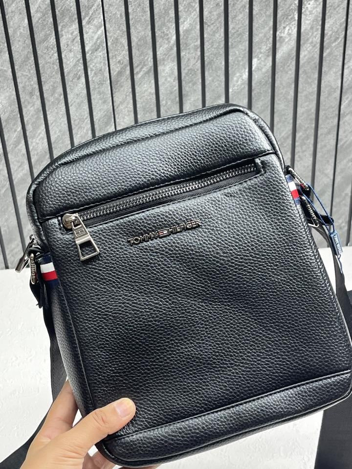 Tom Mens Crossbody Bag