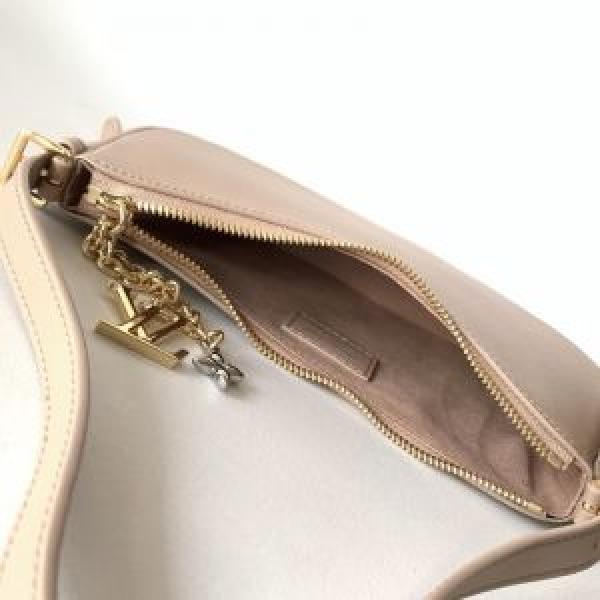 LV pochette bloom with box