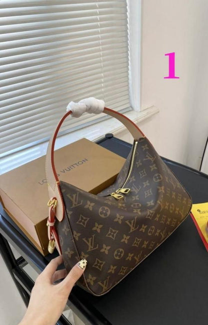 LV SLOUCHY WITH MAGNET BOX