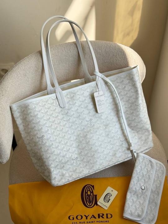 GY Artios GM With Wallet &amp; Dustcover
