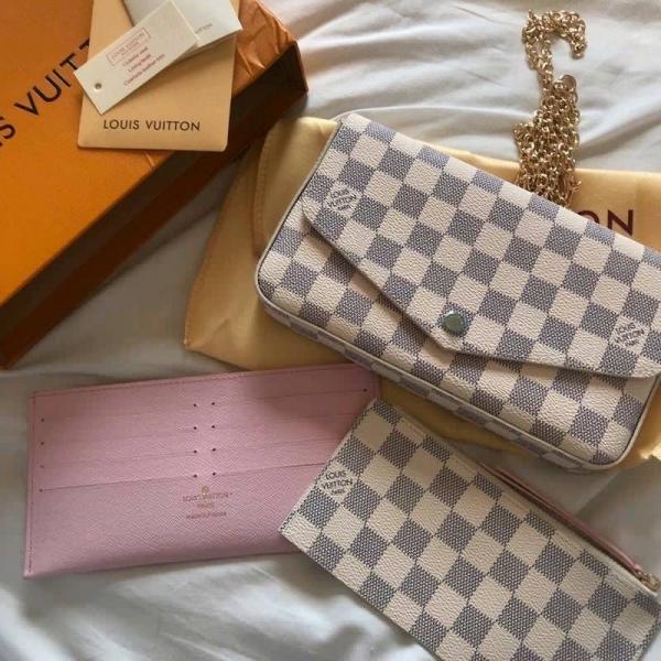 LV  Pochette Felicie Monogram Empreinte Leather Purse Handbags Bag