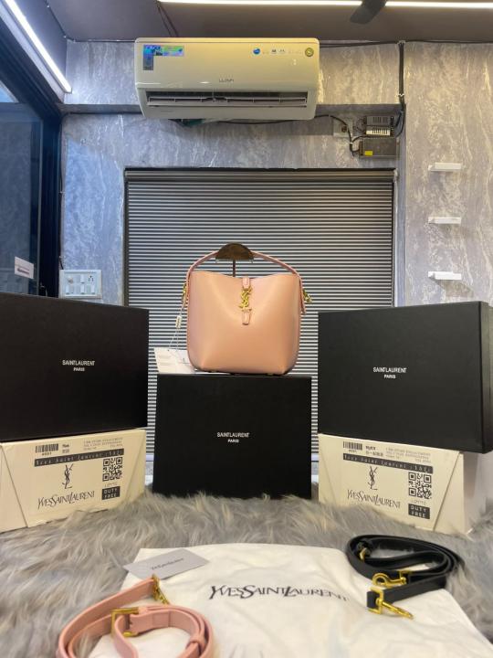 Saint bucket bag with og box