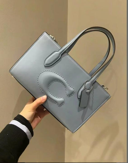 CH nina mini totebag with ogbox