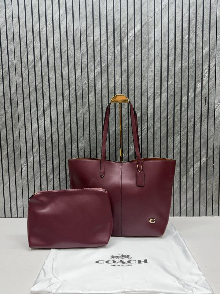 CH North Tote With Dust Cover &amp; Pouch