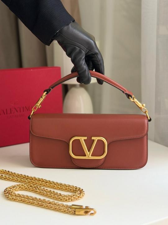 Val garavani handbag with box premium quality