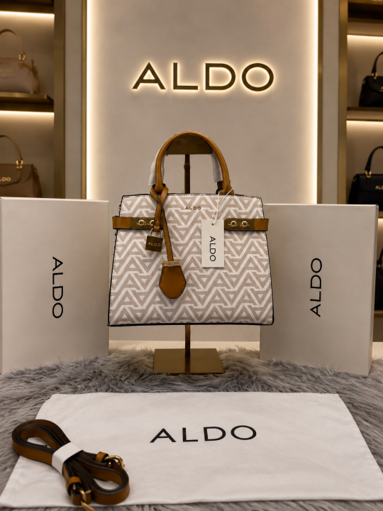ALD Lisbon Womens White Satchel with box