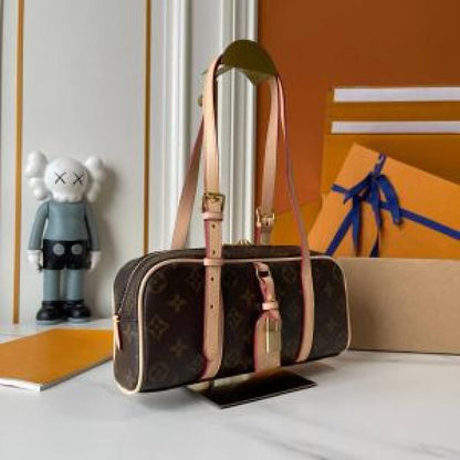 LV  MONOGRAM HANDBAG WITH PREMIUM QUALITY BOX