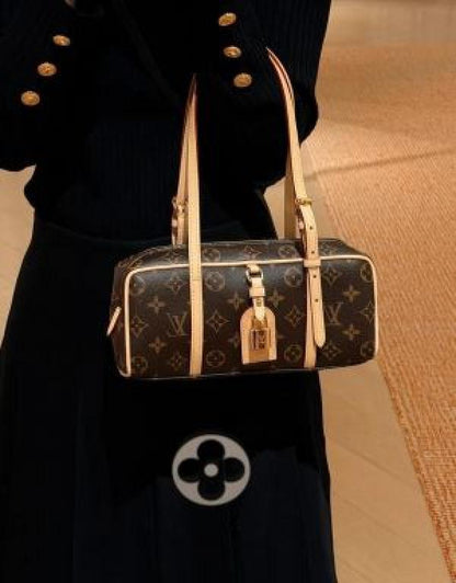 LV  MONOGRAM HANDBAG WITH PREMIUM QUALITY BOX
