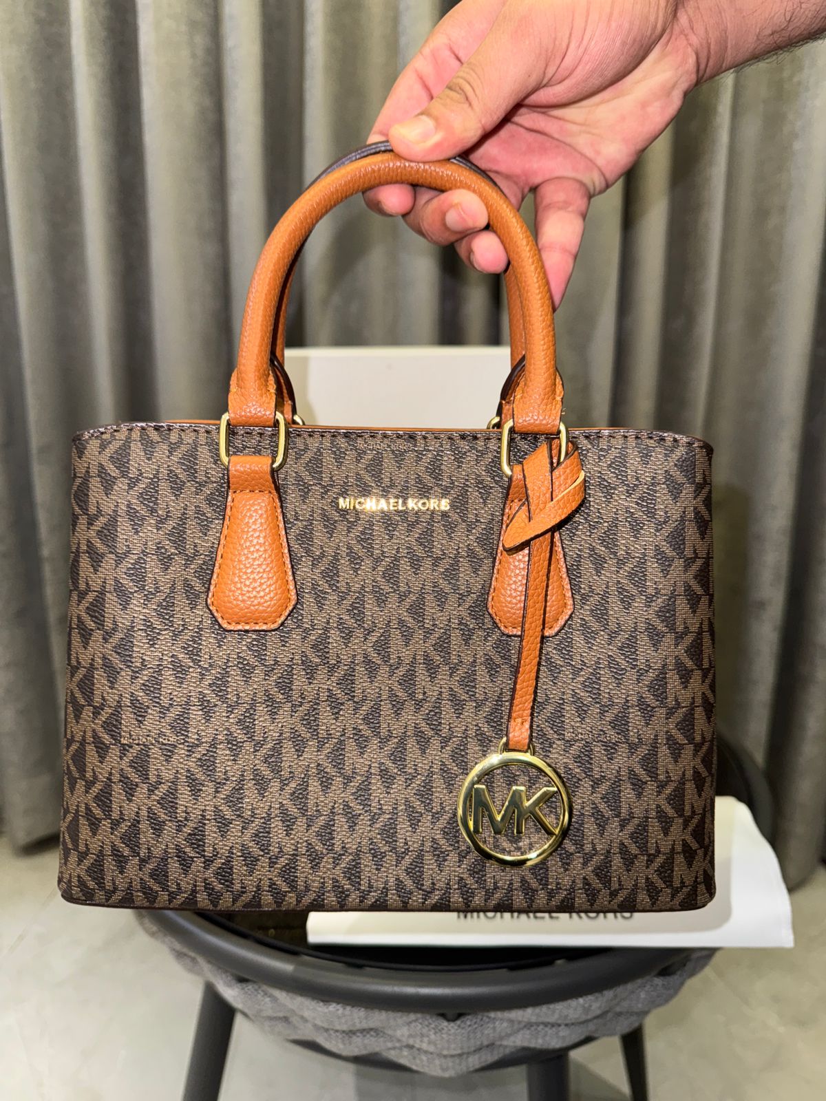 MK MIRROR EMILIA LOGO MINI TOTE BAG double box packing