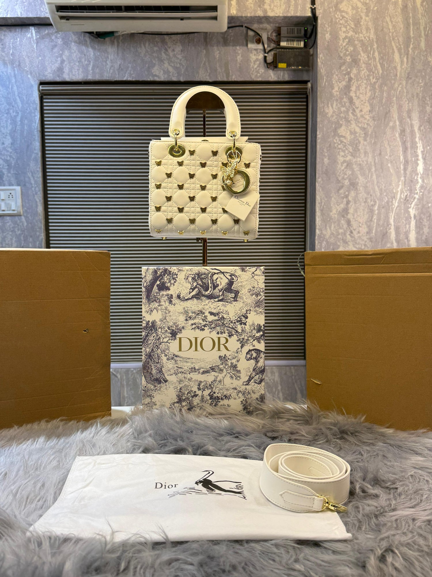 Dio LADY BAG WITH BRAND DOUBLE BOX