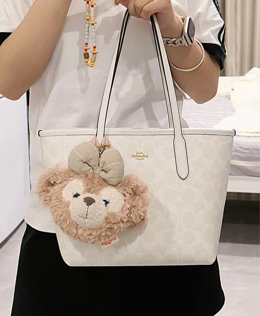 CH tote bag with bear charm &amp; ogbox
