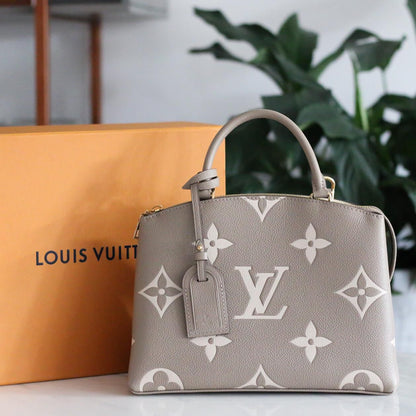 lv  PETITE PALAIS DUBBLE BOX PACKING