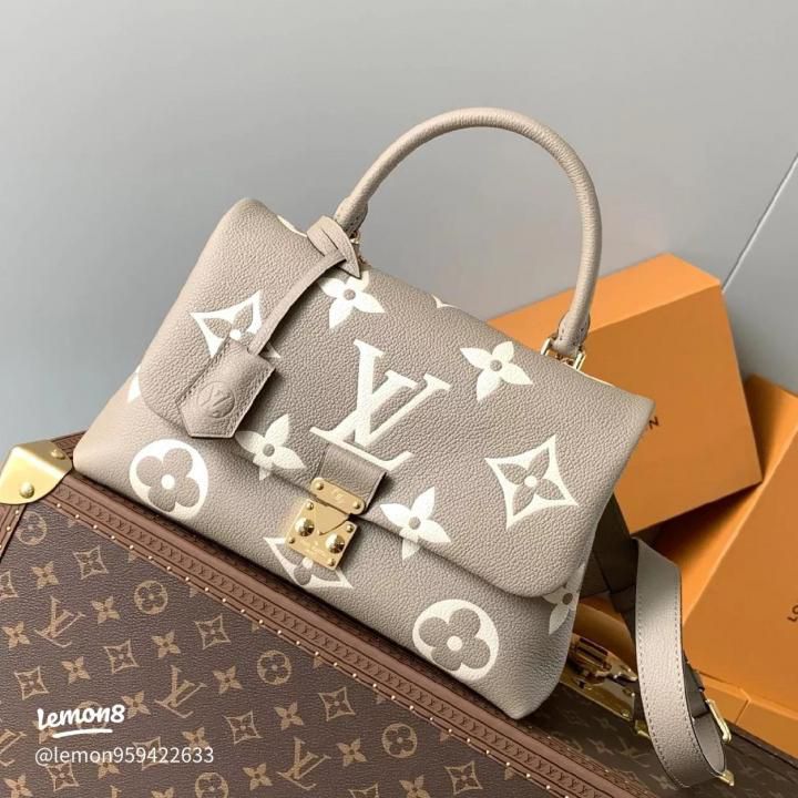LV leather Bag with Double Box premium quality