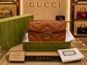 GCI MARMONT SHOULDER BAG WITH DUST BAG FOLDING BOX