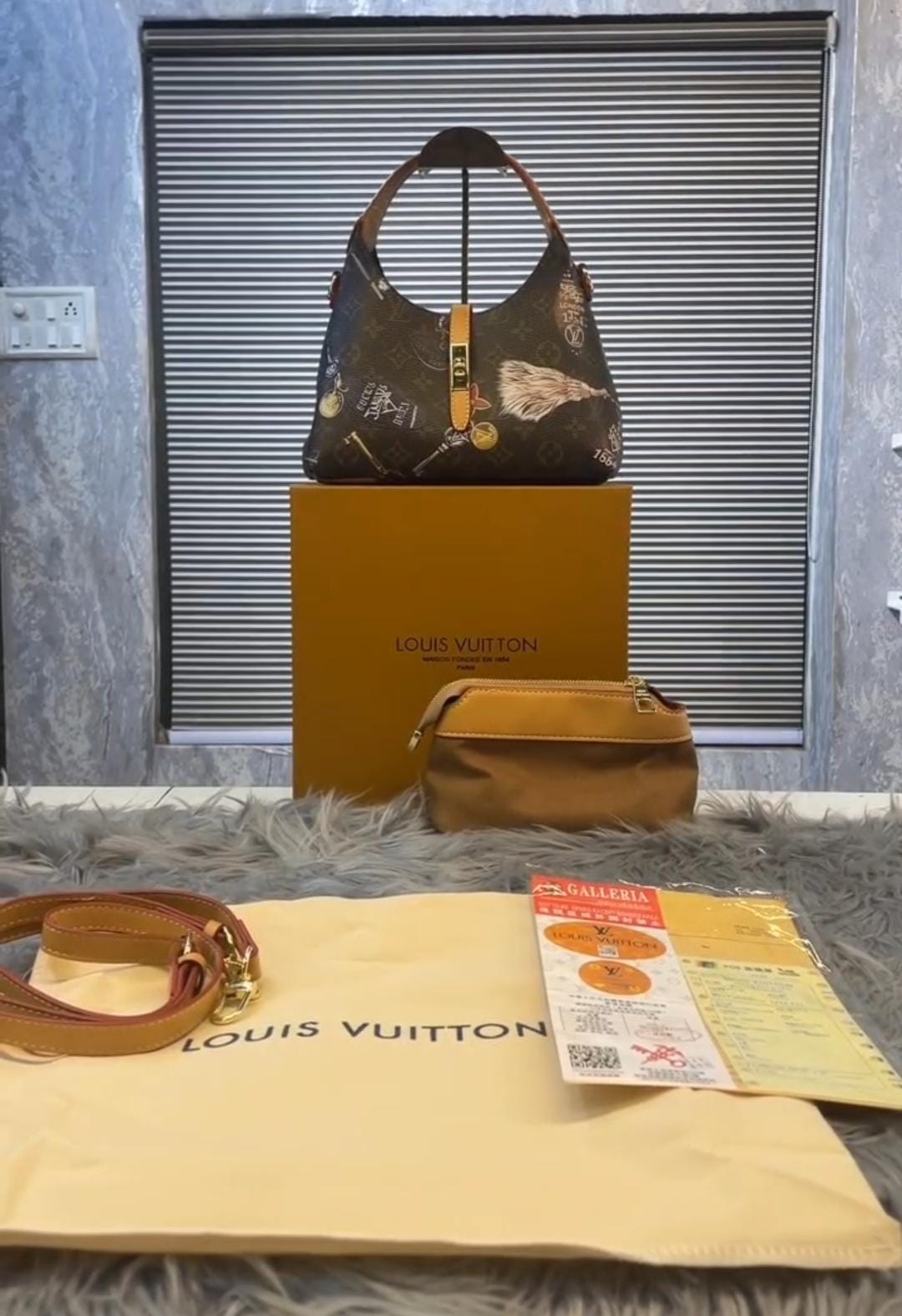 LV trunk 2 handbag with premium quality box
